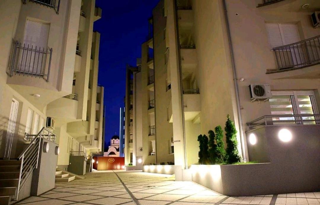 Royalwings Apartman Jagodina Εξωτερικό φωτογραφία