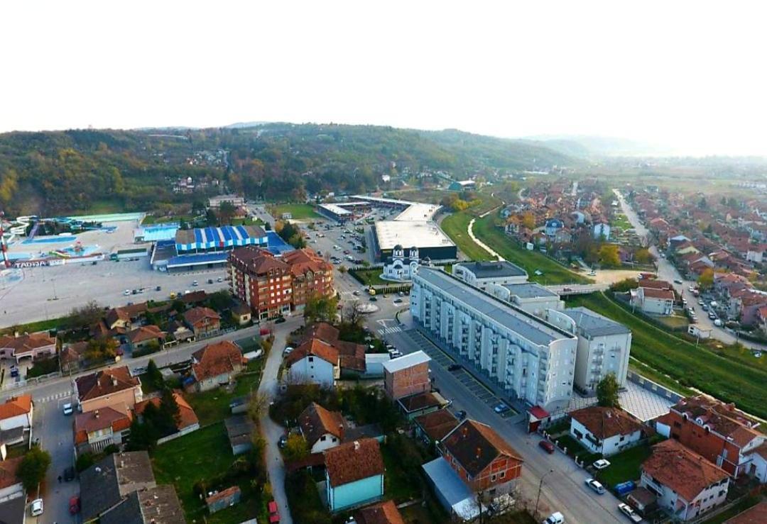 Royalwings Apartman Jagodina Εξωτερικό φωτογραφία