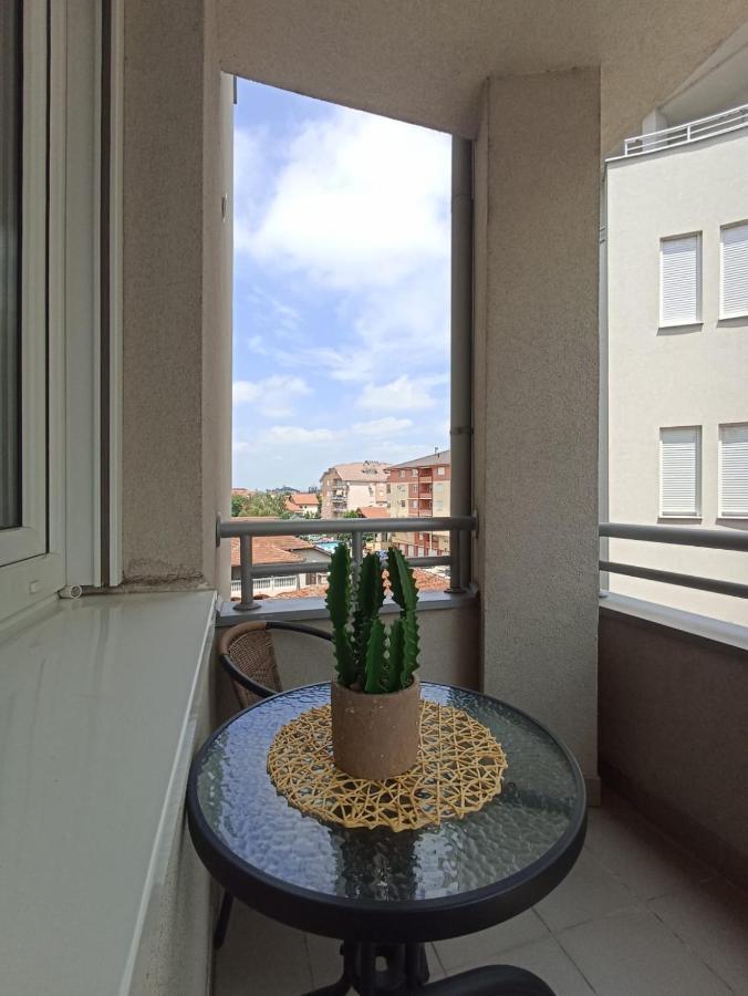 Royalwings Apartman Jagodina Εξωτερικό φωτογραφία