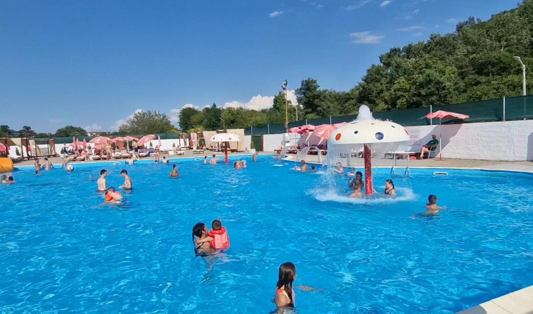 Royalwings Apartman Jagodina Εξωτερικό φωτογραφία